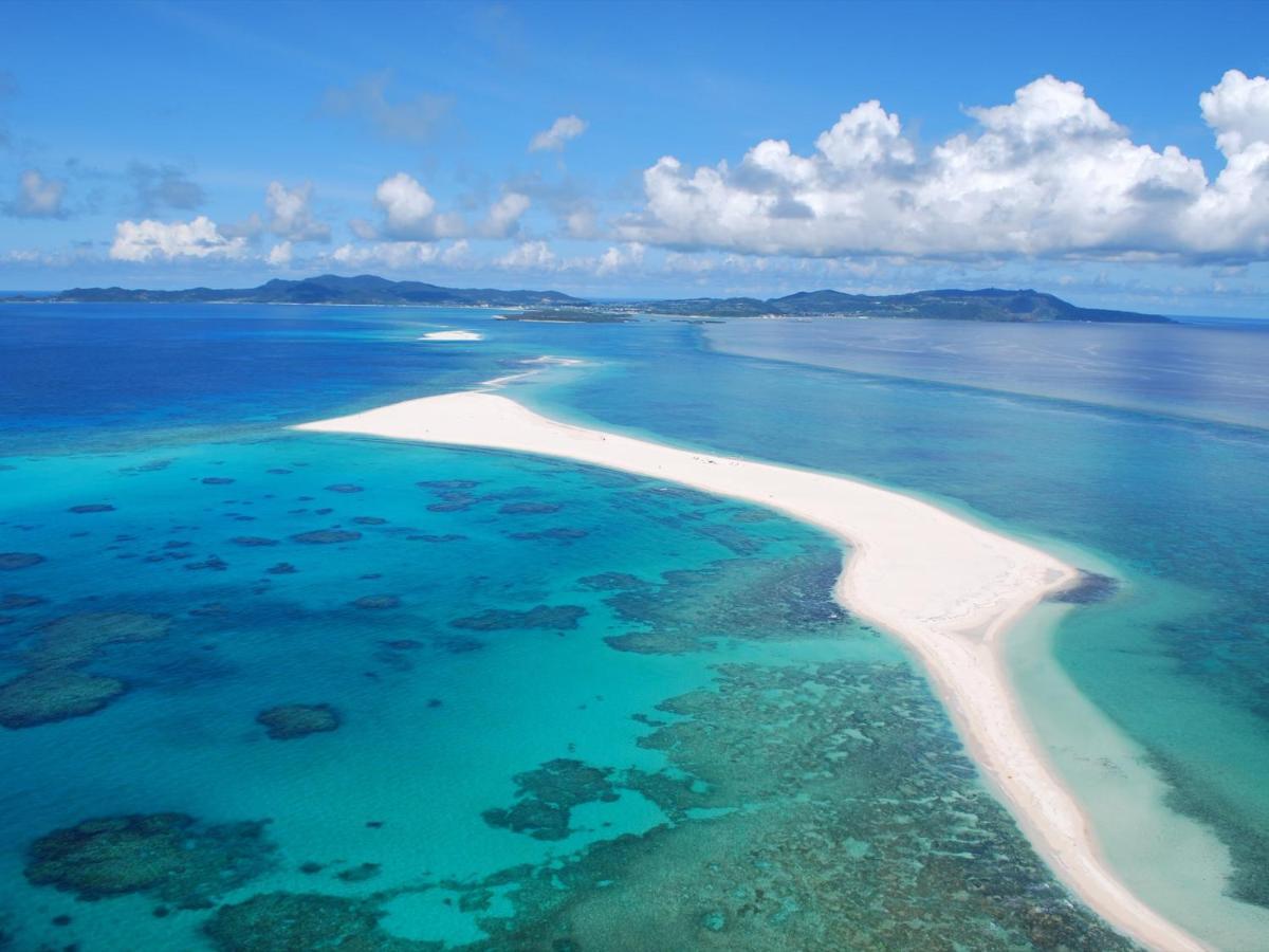 Watermark Hotel Okinawa Kume Island كوميجيما المظهر الخارجي الصورة