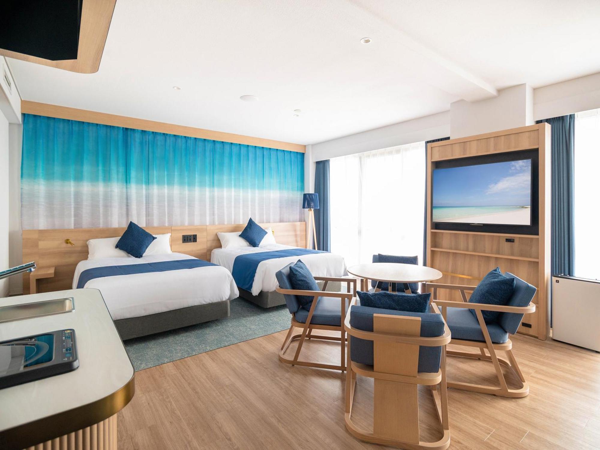 Watermark Hotel Okinawa Kume Island كوميجيما المظهر الخارجي الصورة