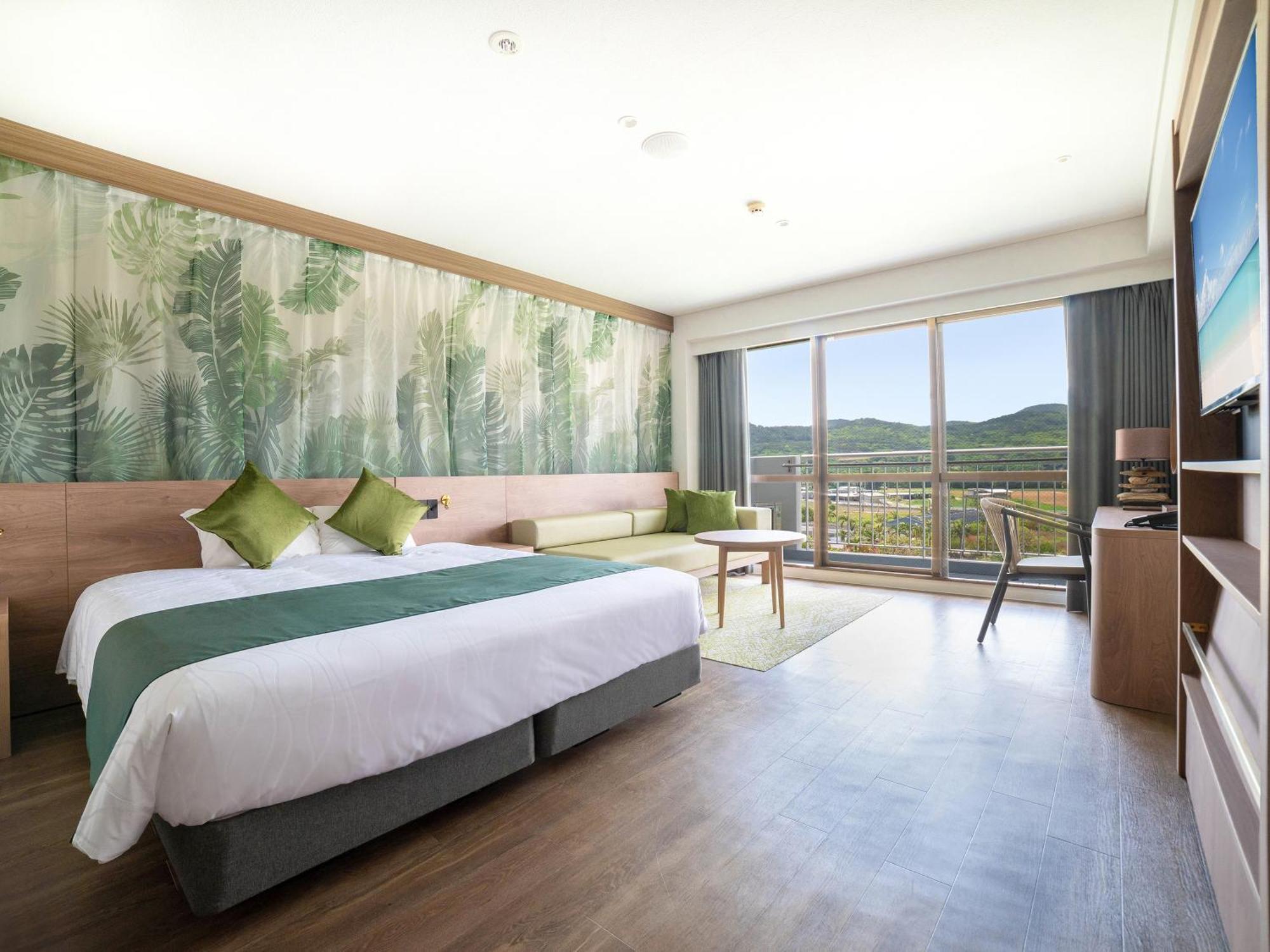 Watermark Hotel Okinawa Kume Island كوميجيما المظهر الخارجي الصورة