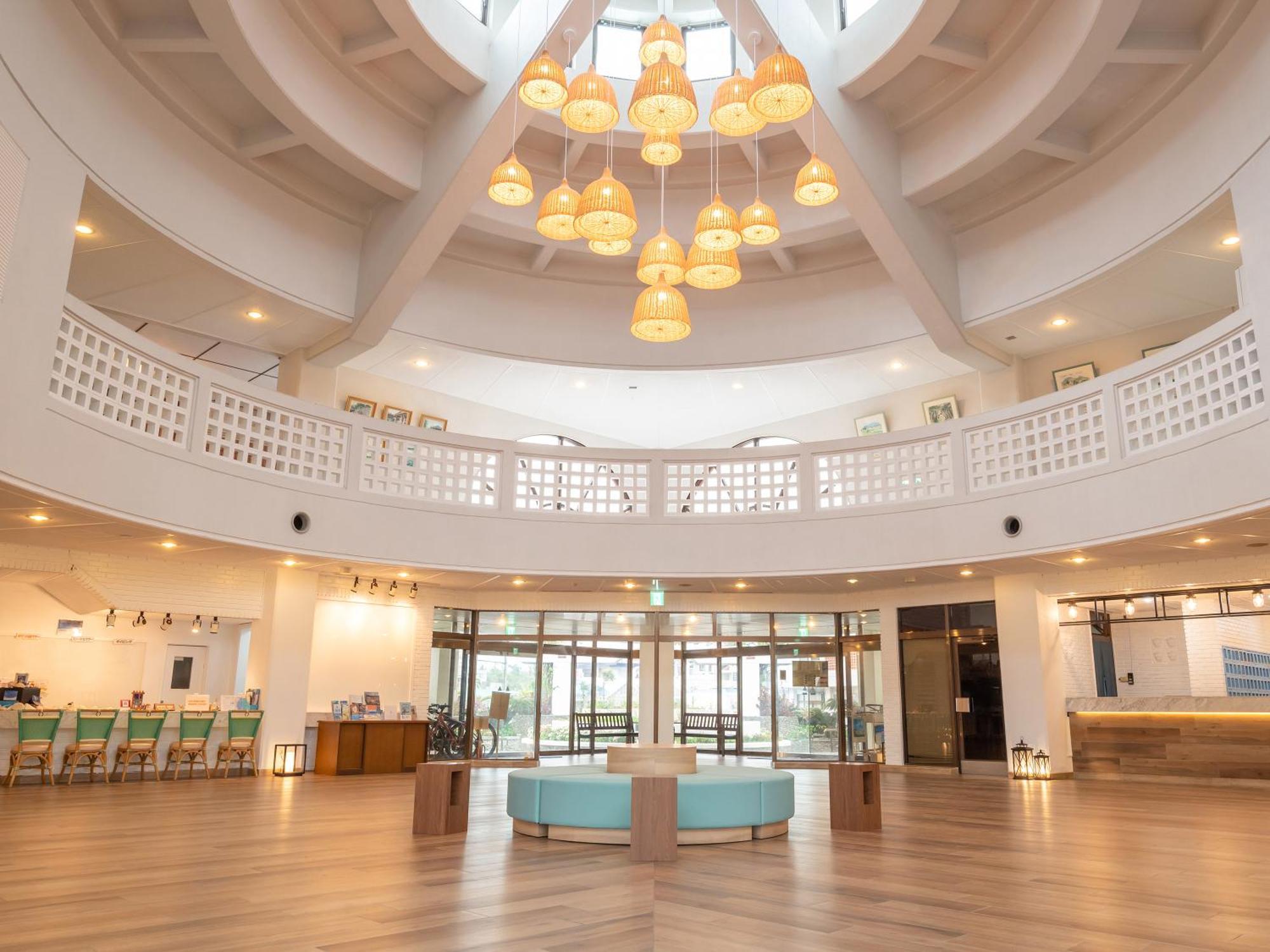 Watermark Hotel Okinawa Kume Island كوميجيما المظهر الخارجي الصورة