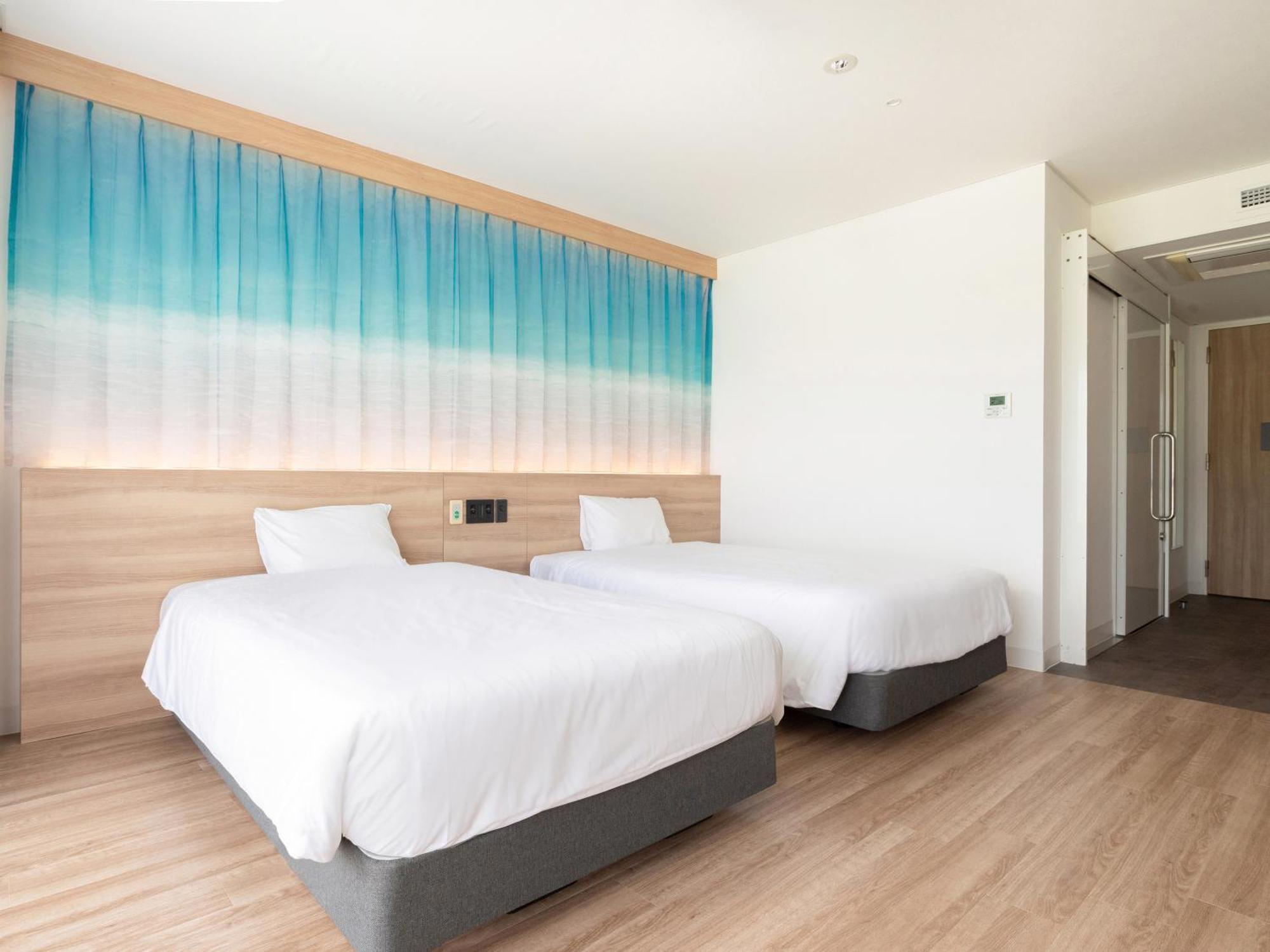 Watermark Hotel Okinawa Kume Island كوميجيما المظهر الخارجي الصورة